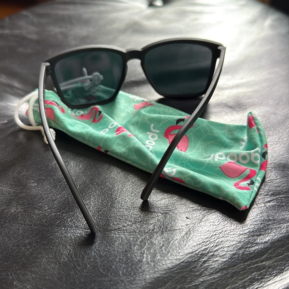 Goodr “Get On My Level” running sunglasses - Picture 2 of 3